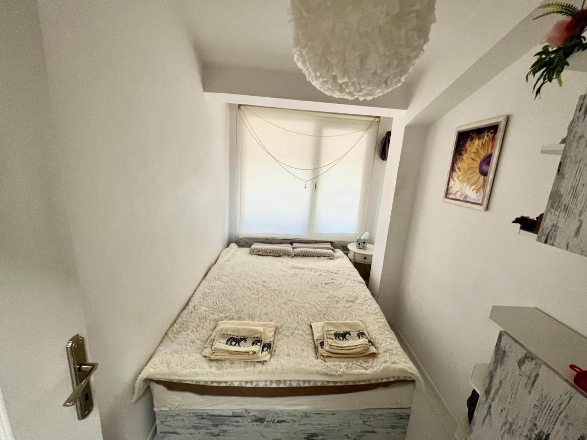 Town Place Apartment Kurdzhali ภายนอก รูปภาพ